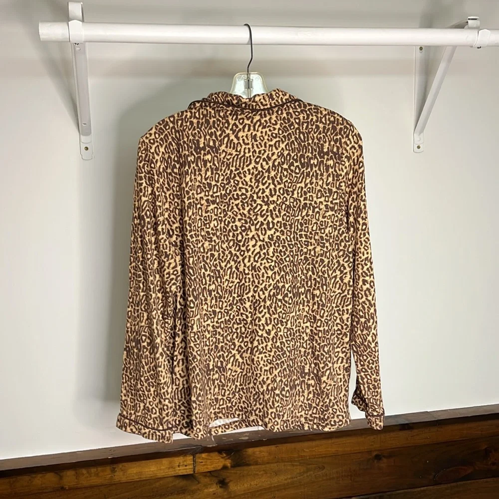 Jones New‎ York Animal Print Button Down PJ Top- L